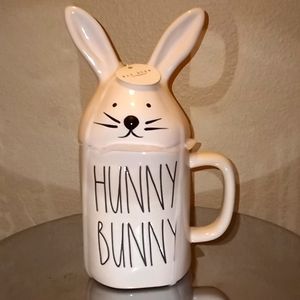 Rae Dunn Cream Hunny Bunny Mug with Topper ☕